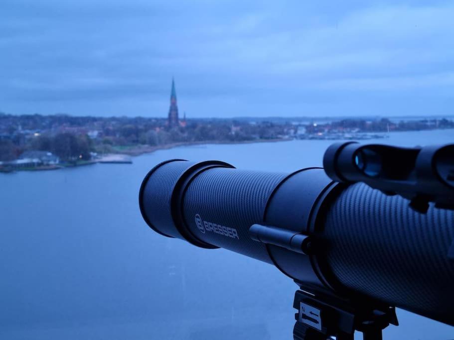 Traumblick! Mitten Im Wasser, Den Wolken Ganz Nah! Schleswig Esterno foto